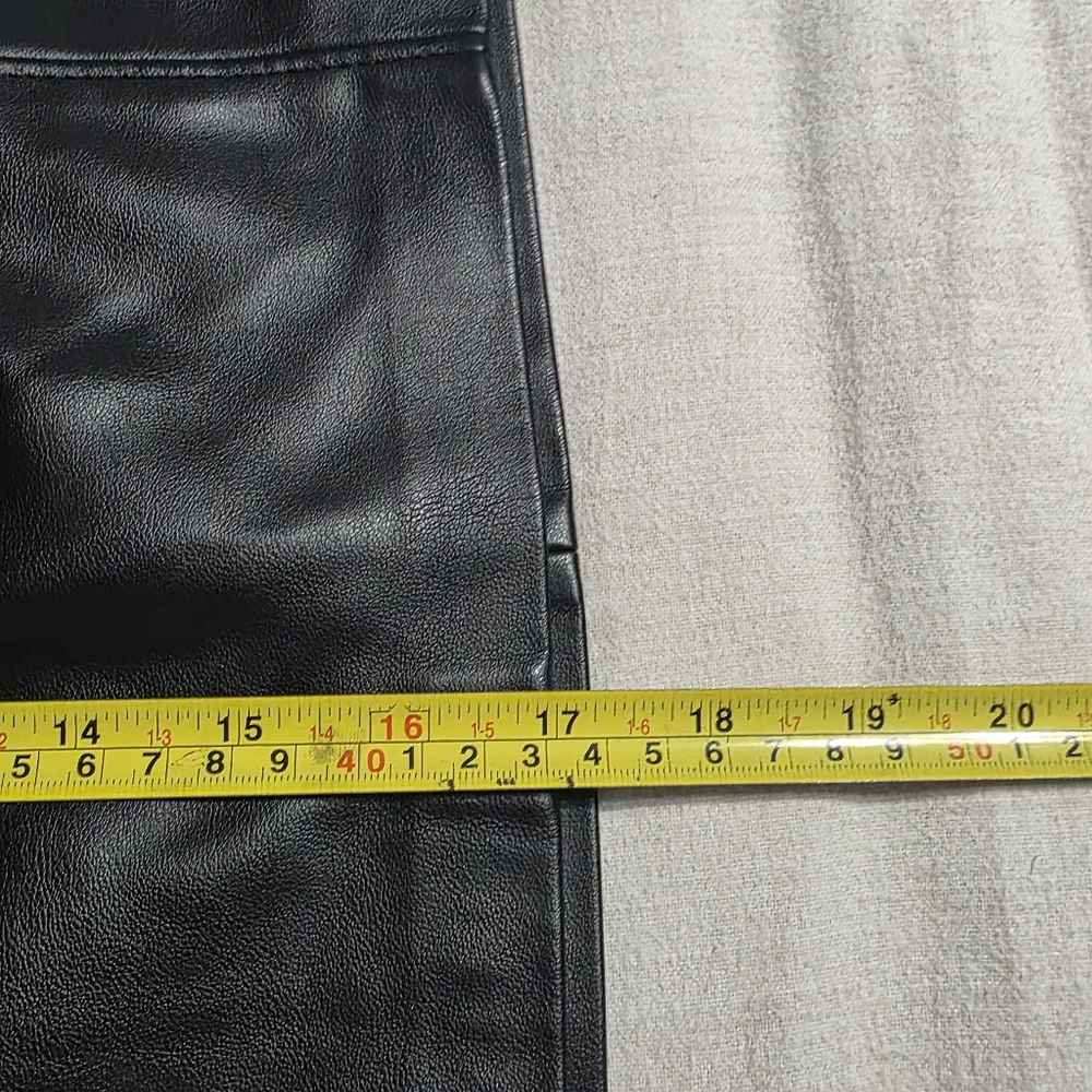 White House Black Market WHBM Black Pencil Mini Skirt Size 0 - Picture 5 of 5